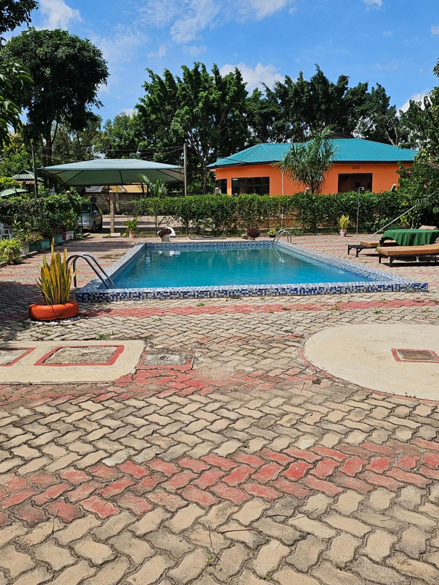 B-More Comfort Stay Boma la Ngombe Ngoại thất bức ảnh