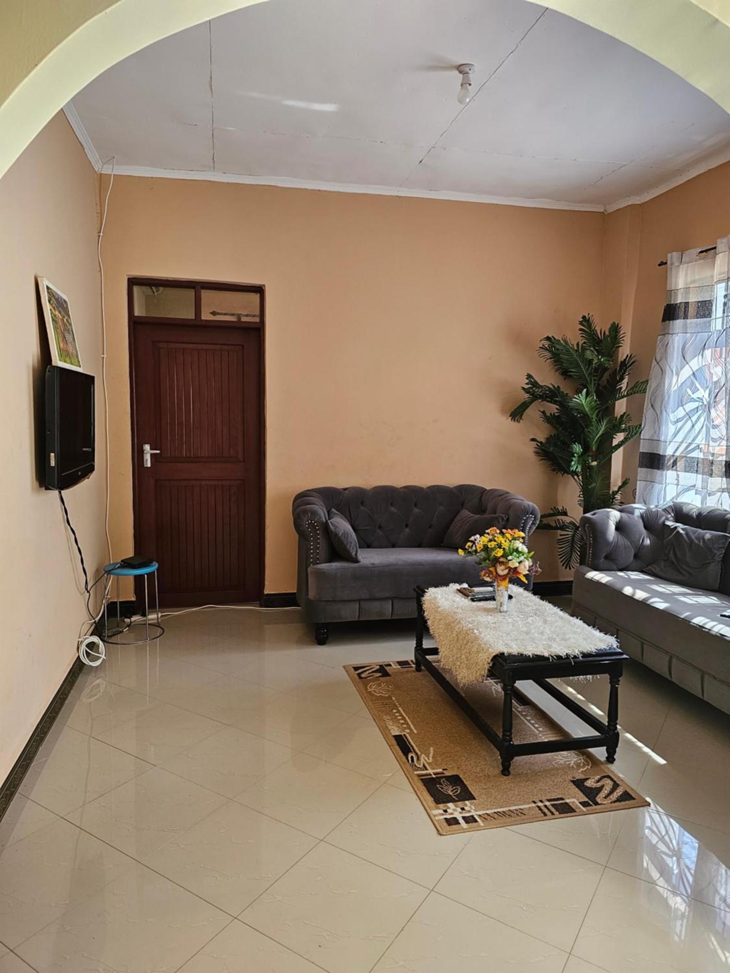 B-More Comfort Stay Boma la Ngombe Ngoại thất bức ảnh