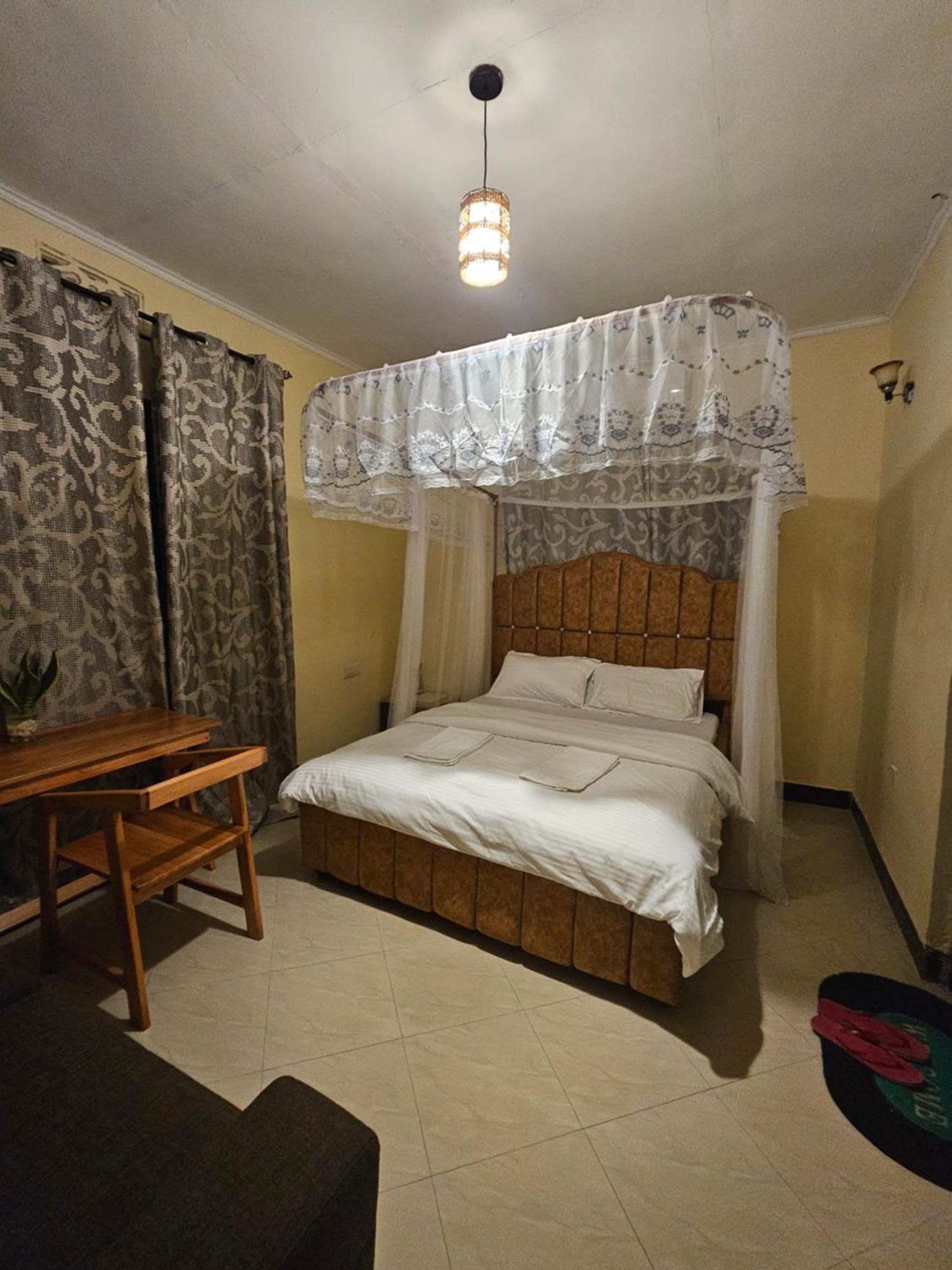 B-More Comfort Stay Boma la Ngombe Ngoại thất bức ảnh