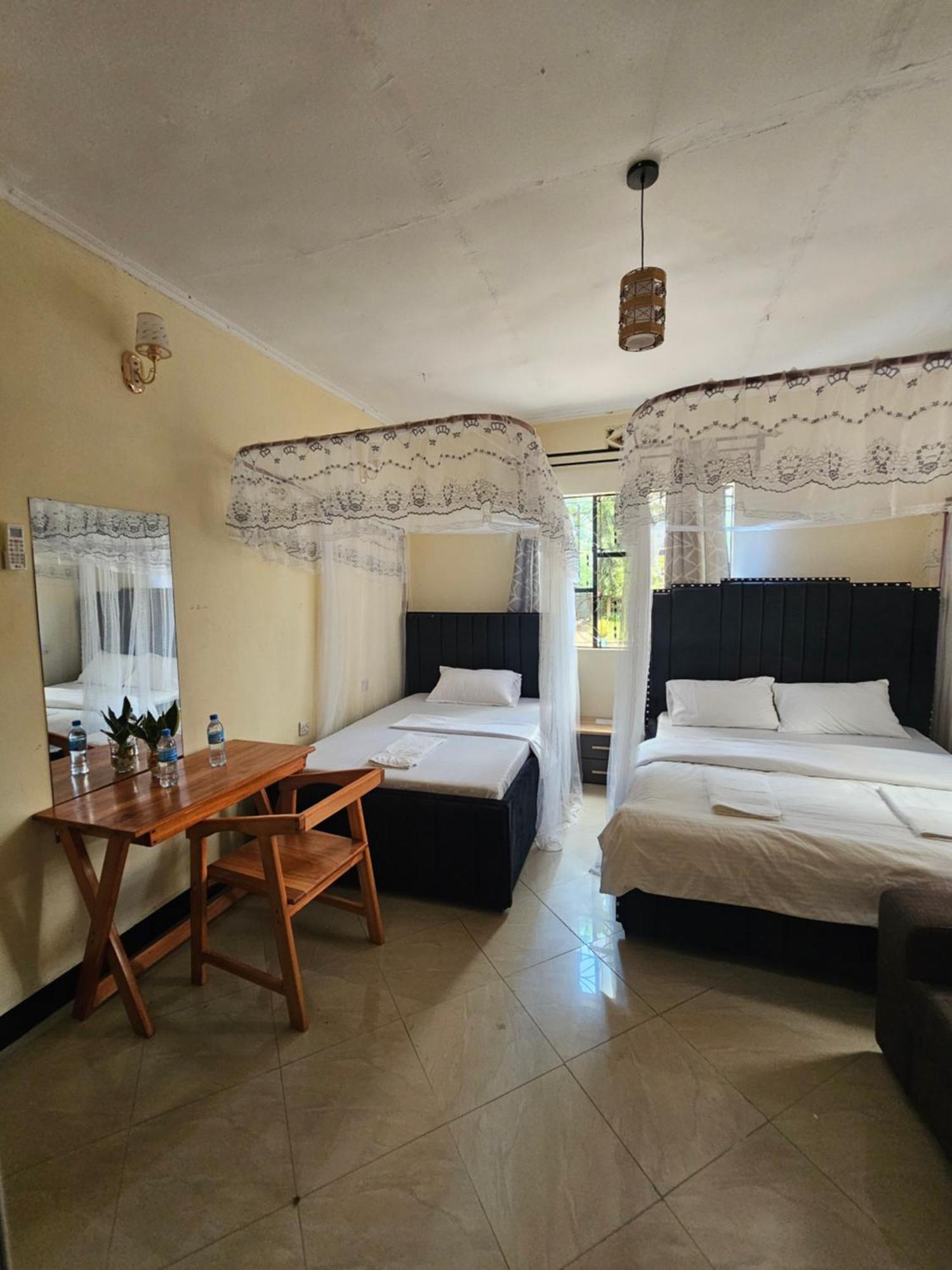 B-More Comfort Stay Boma la Ngombe Ngoại thất bức ảnh